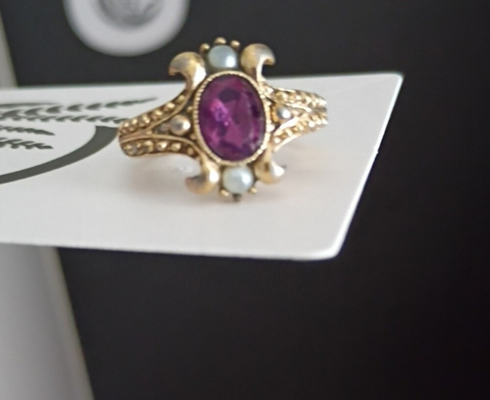 Vintage-Inspired Gold Ring with Purple Stone and Pearl Accents